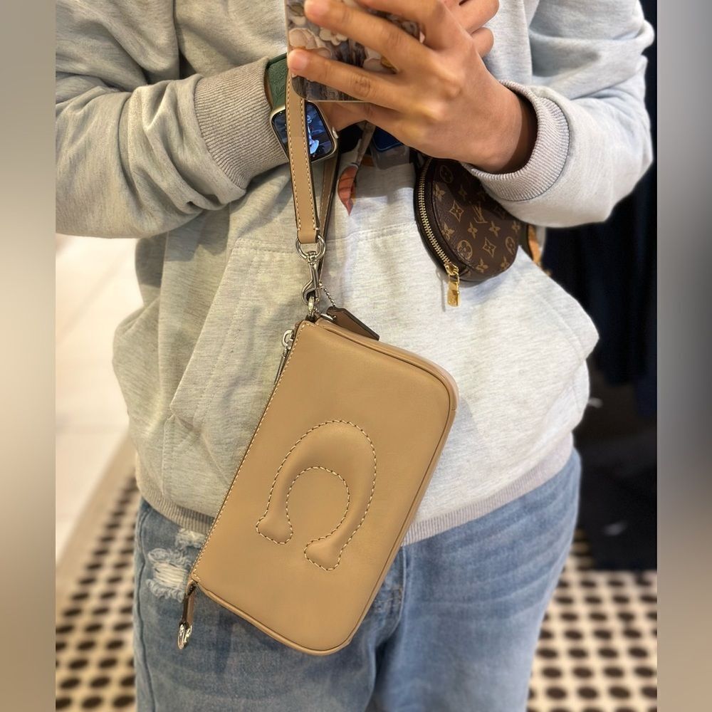 NWT‎ Coach Leather Nolita 19 bag - Picture 6 of 7